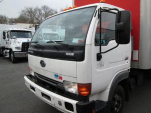 2007 UD 1400 Diesel 4x2 Box Truck