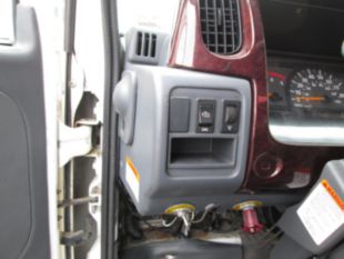 2007 UD 1400 Diesel 4x2 Box Truck