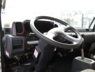 2007 UD 1400 Diesel 4x2 Box Truck