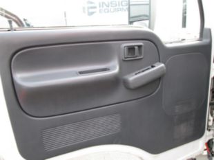2007 UD 1400 Diesel 4x2 Box Truck