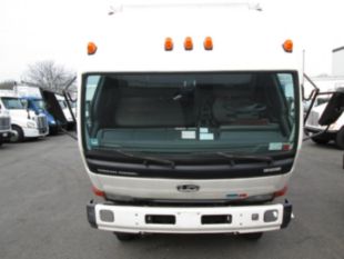 2007 UD 1400 Diesel 4x2 Box Truck