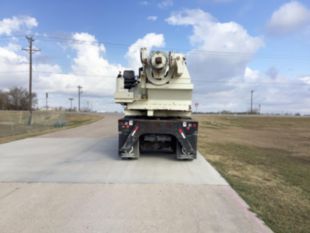 2007 Freightliner M2106 6x6 Pressure Digger