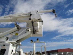 2013 International 7400 Terex RMX75 Bucket Truck 