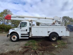 2004 Freightliner M2 4x2 Altec AA-755L Material Handler Bucket Truck