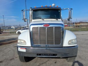 2016 Peterbilt 4x2 Stellar 10621 Service Truck