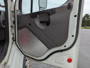 2015 Freightliner M2 Diesel Automatic Reefer Truck