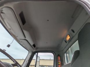 2015 Freightliner M2 Diesel Automatic Reefer Truck