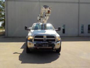 2014 Versalift VST-47MHI 2014 Dodge 5500 Regular Cab Bucket Truck