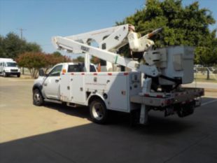 2014 Versalift VST-47MHI 2014 Dodge 5500 Regular Cab Bucket Truck