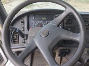 2004 Freightliner M2 4x2 Altec AA-755L Material Handler Bucket Truck