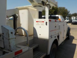 2014 Versalift VST-47MHI 2014 Dodge 5500 Regular Cab Bucket Truck