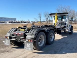2025 Peterbilt 567 6x4 Palfinger HT 500 L TEC Hook Lift Truck