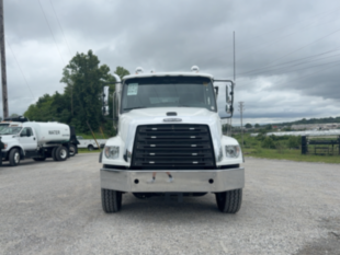 2026 Freightliner 114SD 6x4 Galbreath U5-OR-174 Roll-Off Truck