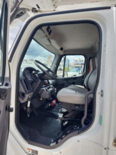 2016 Freightliner M2106 4x4 Terex C4047 Digger Derrick