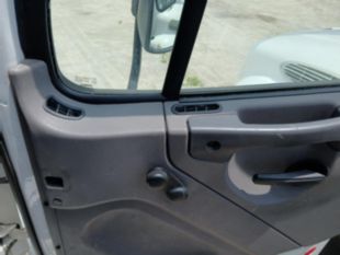 2018 Freightliner M2106 4x2 Terex TC55 Bucket Truck