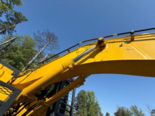 2024 Komatsu PC 490LC-11 Excavator