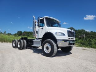 2020 Freightliner M2106 6x6 Daycab Tractor