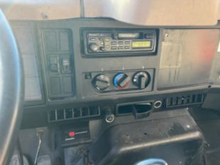 2001 IHC 4700 Diesel 4x4 Roll Back Wrecker Truck