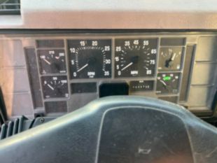2001 IHC 4700 Diesel 4x4 Roll Back Wrecker Truck