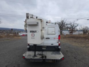 2018 Ford T-350 4x2  Gas Powered Versalift Vantel-29 NE-1 Bucket Truck