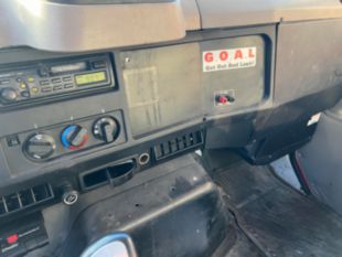 2001 IHC 4700 Diesel 4x4 Roll Back Wrecker Truck
