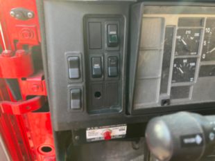 2001 IHC 4700 Diesel 4x4 Roll Back Wrecker Truck