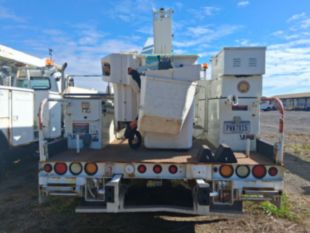 2009 Int'l 4300 4x2 Altec TA-40 Bucket Truck