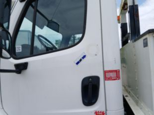 2018 Freightliner M2106 4x2 Terex TC55 Bucket Truck