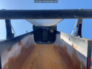 2026 Peterbilt 567 10x4 18' Load King Dump Truck