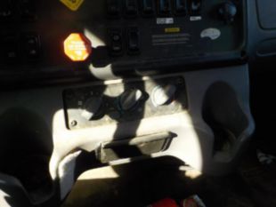 2019 Freightliner M2 4x4 Terex Commander 4047 Digger Derrick