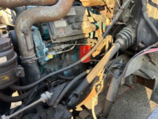 2001 IHC 4700 Diesel 4x4 Roll Back Wrecker Truck