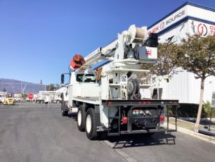 2013 International 7400 6x6 Terex Commander C6060 Digger Derrick