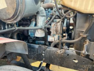 2001 IHC 4700 Diesel 4x4 Roll Back Wrecker Truck