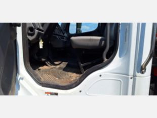 2022 Freightliner M2 Diesel 4x2 Fassi F-115 Grapple Truck