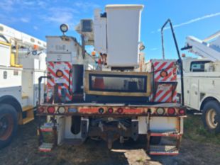 2009 Single TEREX TEREX Bucket Truck