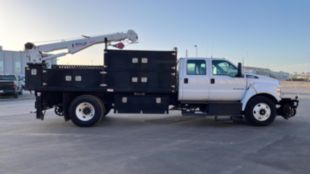 2018 Ford F-750 4x2 Hi-Rail Flatbed Service Truck With Crane
