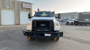 2018 Ford F-750 4x2 Hi-Rail Flatbed Service Truck With Crane