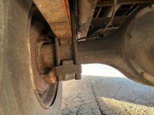 2001 IHC 4700 Diesel 4x4 Roll Back Wrecker Truck
