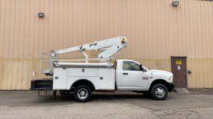 2018 Dodge Ram 3500 4x2 DUR-A-LIFT DTS29 Bucket Truck