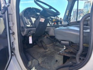 2009 Single TEREX TEREX Bucket Truck