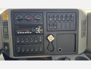 International 7400 Digger Derrick on 2012 International 7400 6x6