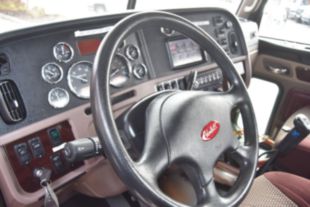 2014 Peterbilt 365 8x6 Elliott E160R E-Line Aerial Truck