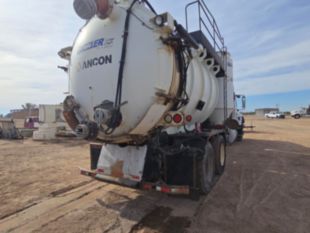 2013 Int'l WorkStar Tandem Axle Vactor Guzzler NX Vac-Truck