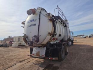 2013 Int'l WorkStar Tandem Axle Vactor Guzzler NX Vac-Truck