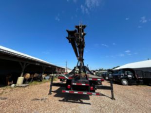 2010 Freightliner 6x4 National 800D 23 Ton Boom Truck