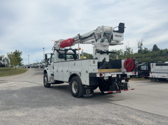 Terex Utilities Commander 4047 Digger Derrick on 2026 Freightliner